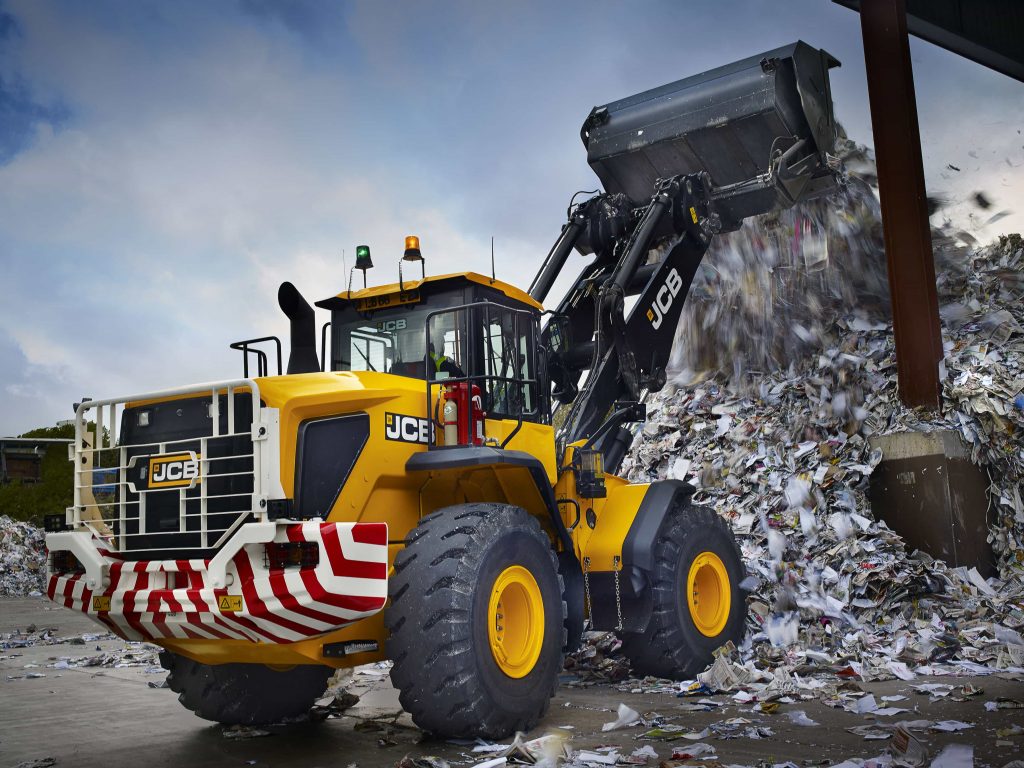 Wheel loader to recycle and repurpose material